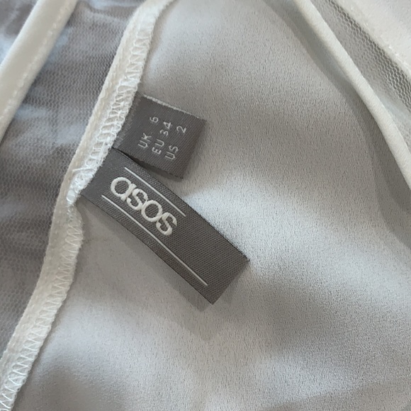 White Tank/Blouse - Picture 2 of 3